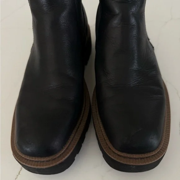 Sam Edelman Laguna Chelsea Boots - Picture 3 of 6
